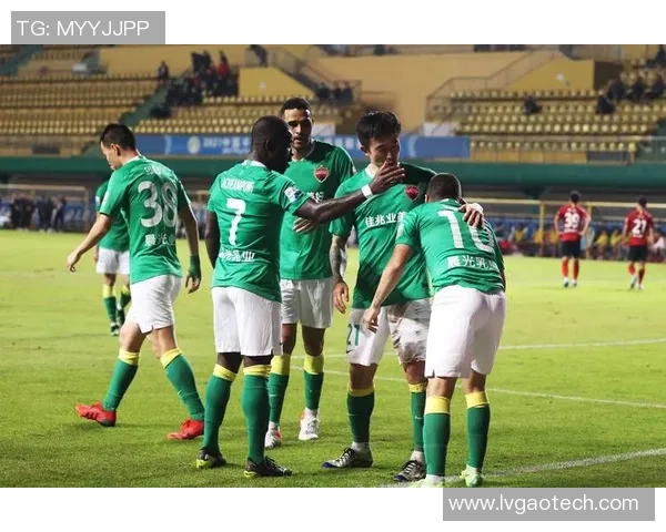 深圳足球队状态分析：挑战与机遇并存的赛季展望